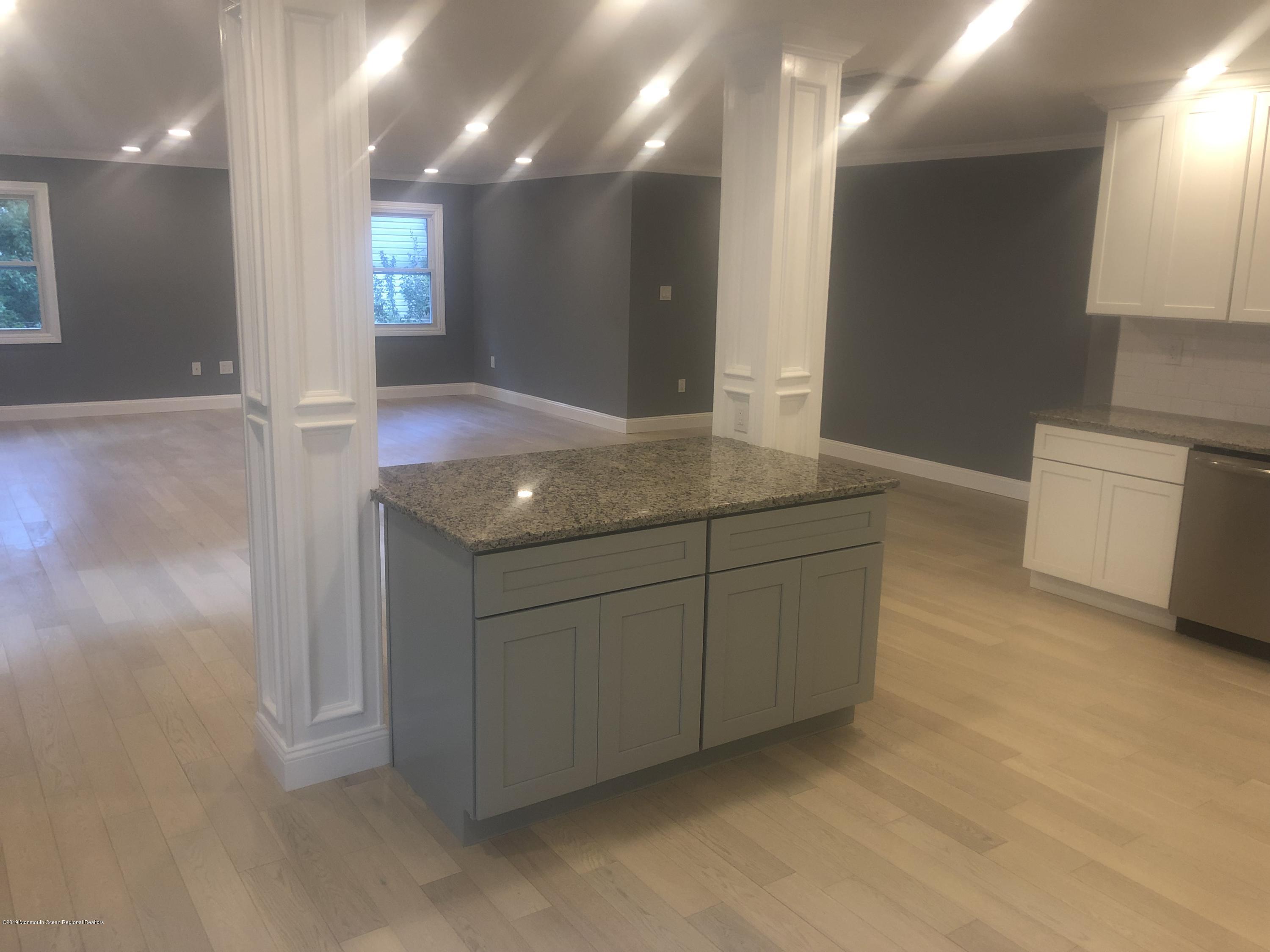 127 Idolstone Lane Matawan, NJ 07747 - Photo 14 of 36 IMG_7361