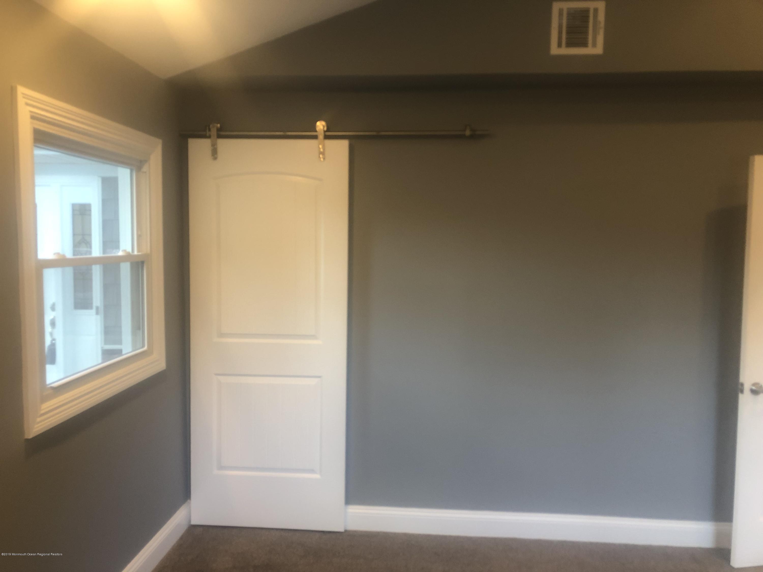 127 Idolstone Lane Matawan, NJ 07747 - Photo 23 of 36 IMG_7359