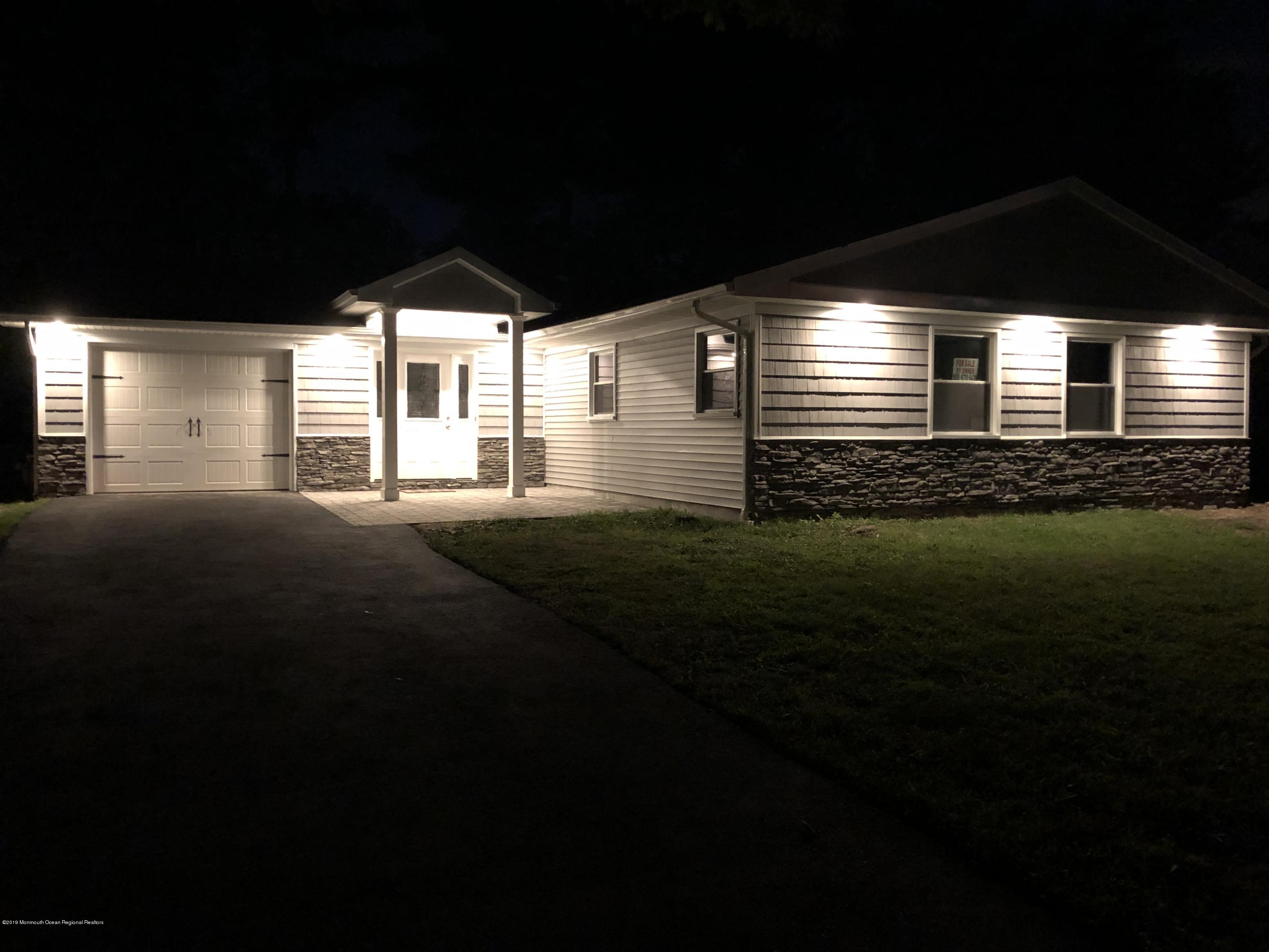 127 Idolstone Lane Matawan, NJ 07747 - Photo 7 of 36 IMG_7283