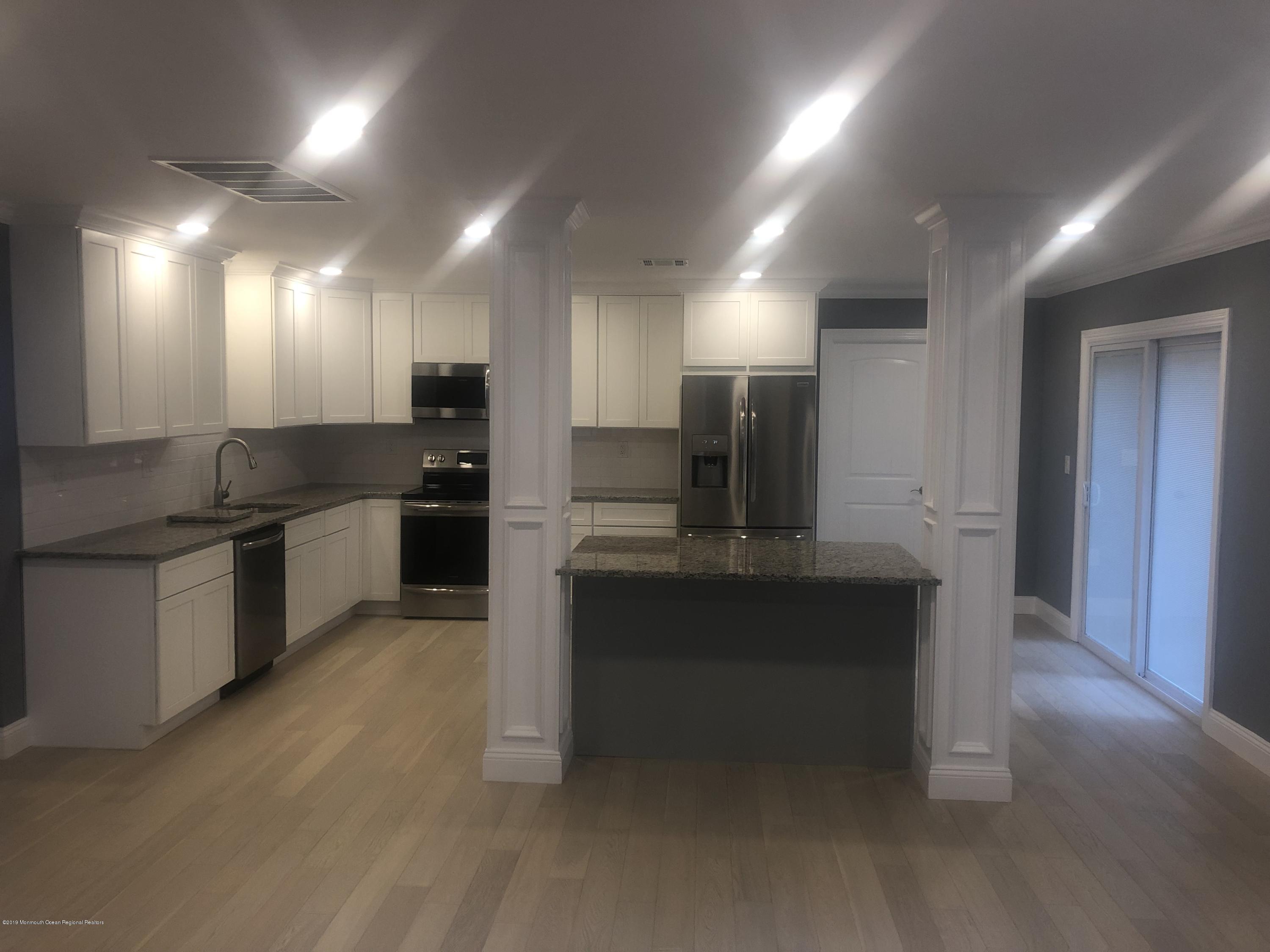 127 Idolstone Lane Matawan, NJ 07747 - Photo 10 of 36 IMG_7373