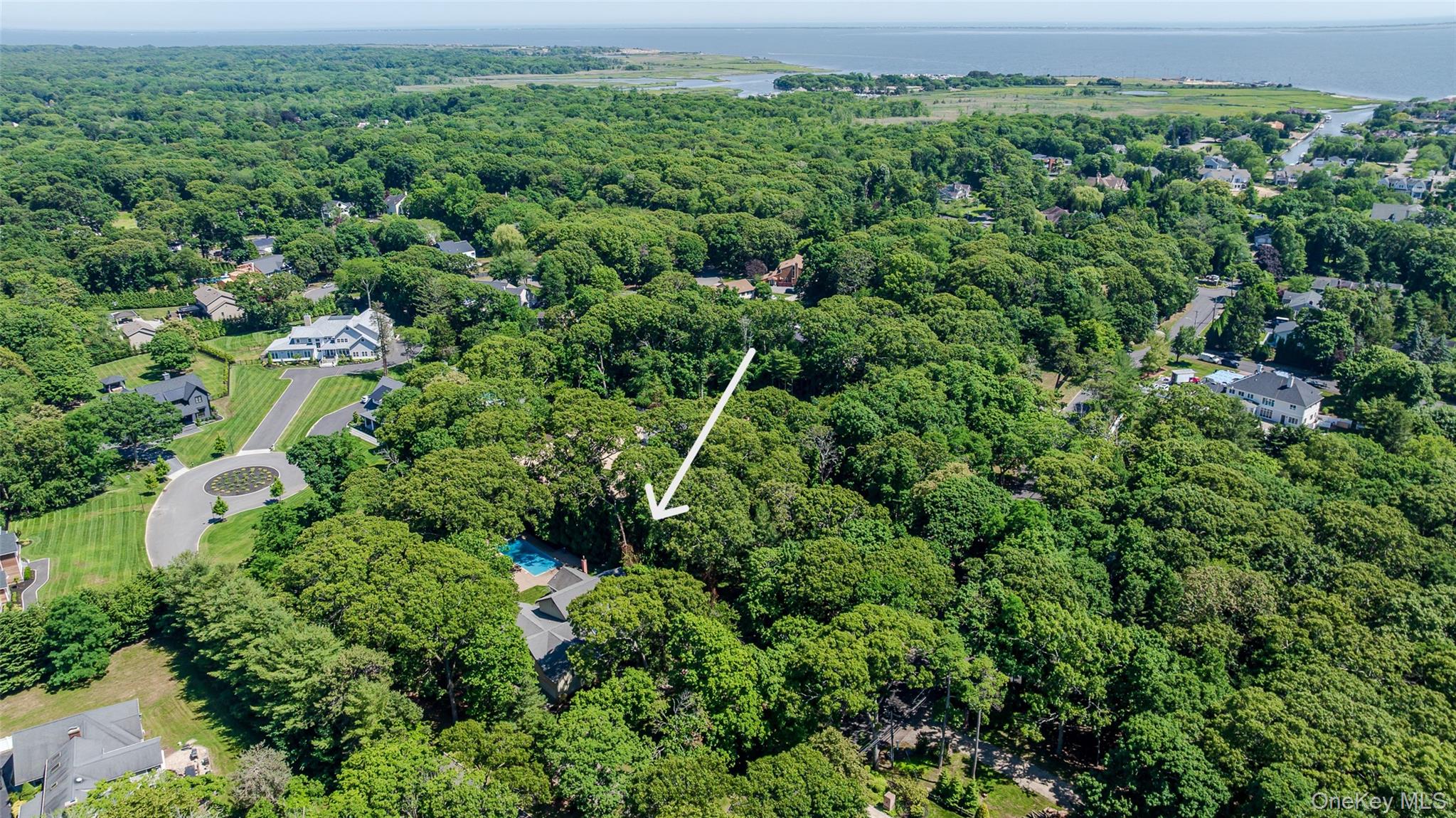 33 Meadowfarm Road East Islip, NY 11730 - Photo 37 of 41 Aerial featuring the neighborhood