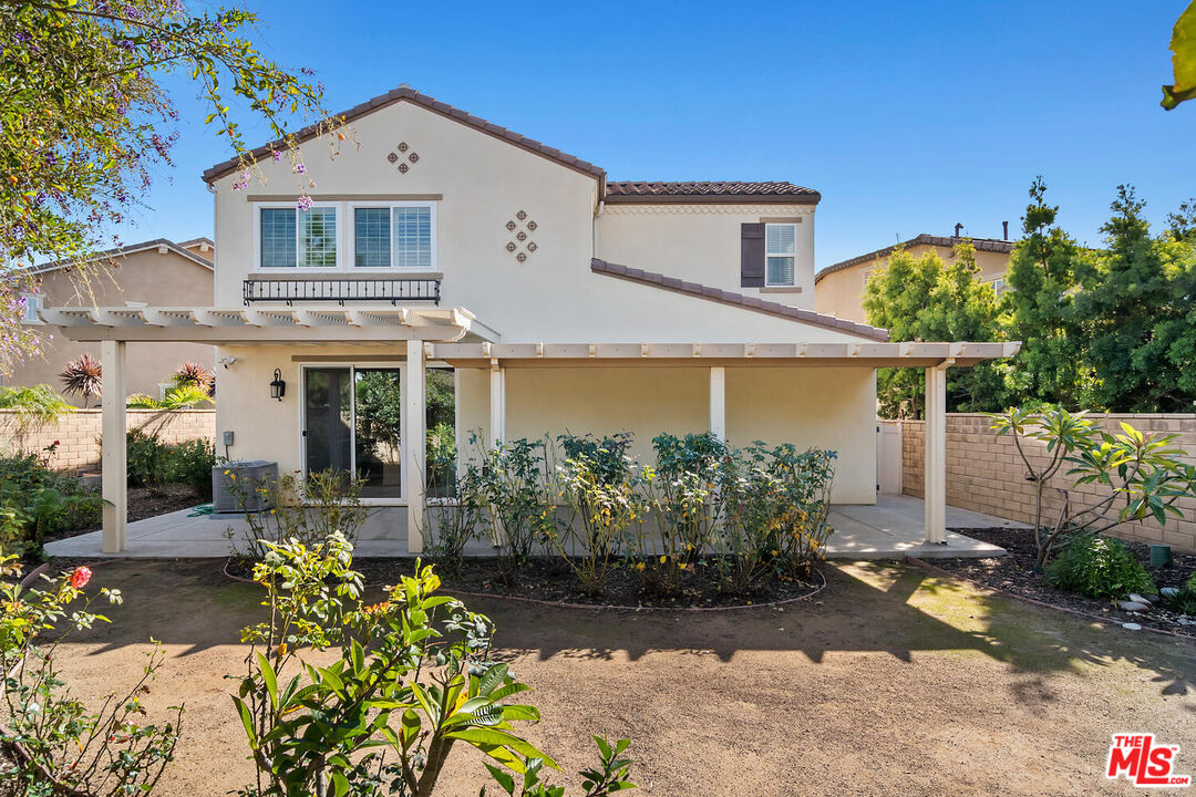 291 Santa Susana Road Camarillo, CA 93010 - Photo 23 of 32 a front view of a house with garden