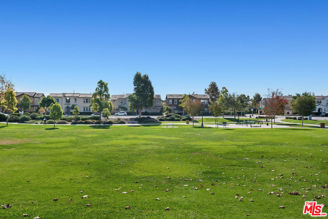 291 Santa Susana Road Camarillo, CA 93010 - Photo 29 of 32 a view of a green field