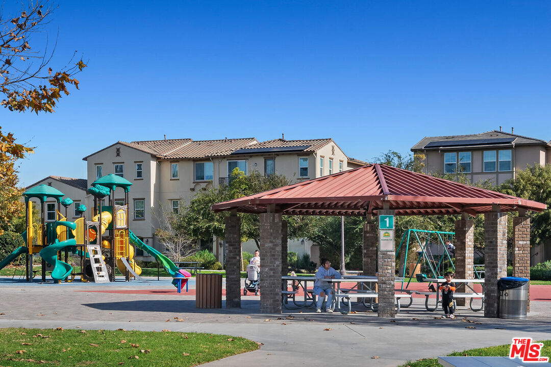 291 Santa Susana Road Camarillo, CA 93010 - Photo 30 of 32 a view of group of people sitting in front of retail shop