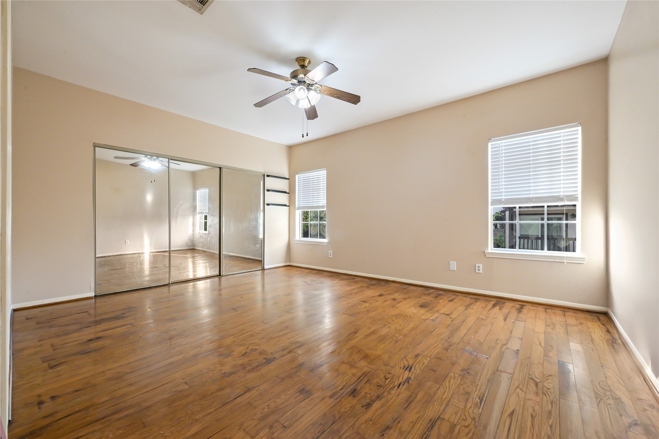 4001 Tanglewilde Street, Unit 404 Houston, TX 77063 - Photo 17 of 25