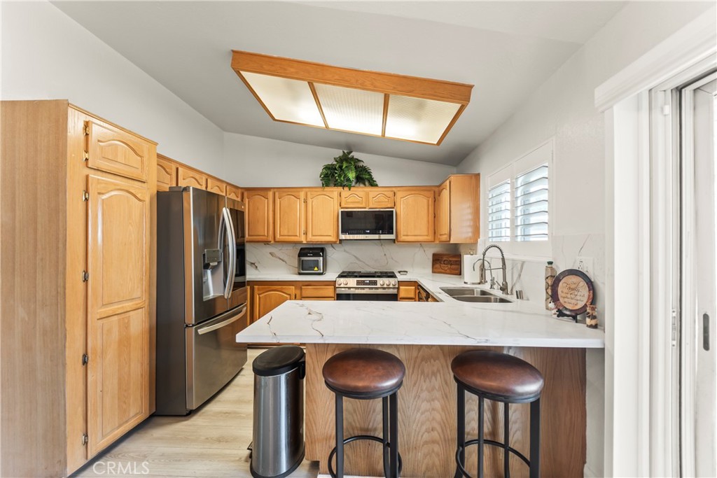 9684 Hemlock Street Rancho Cucamonga, CA 91730 - Photo 10 of 29