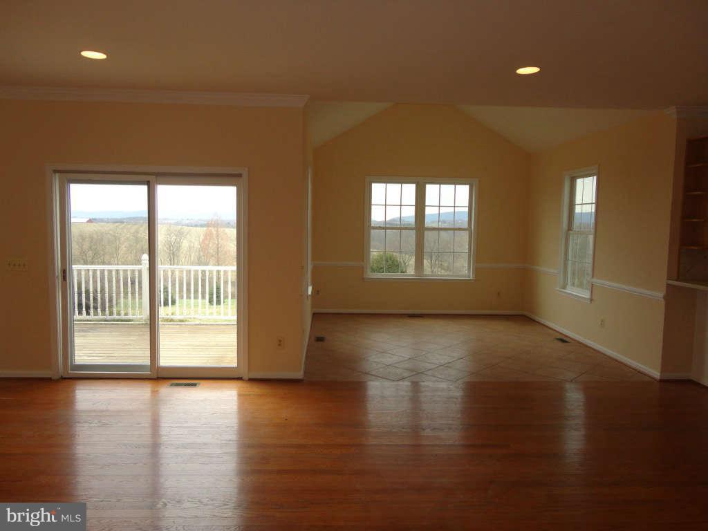 4334 Gene Hemp Road Jefferson, MD 21755 - Photo 8 of 30 Interior (General)