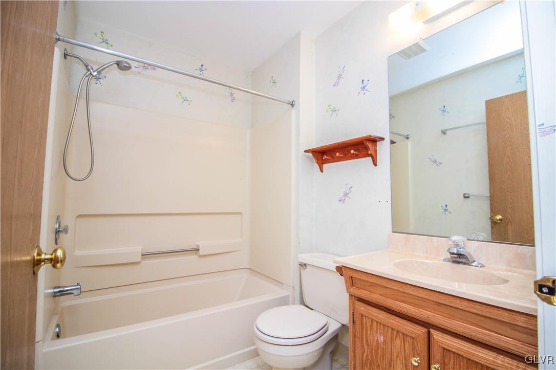 291 Ridgeview Drive Alburtis, PA 18011 - Photo 13 of 22 Gallery Image 13