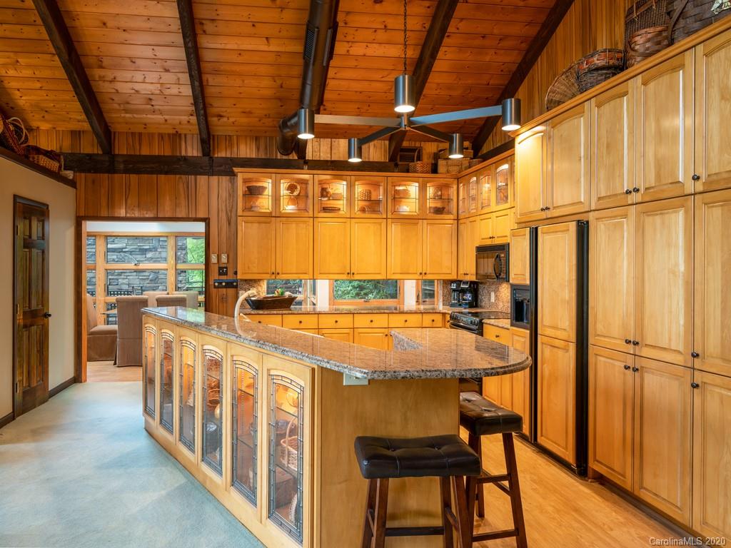 408 Big Ridge Road Burnsville, NC 28714 - Photo 14 of 39 Gallery Image 14