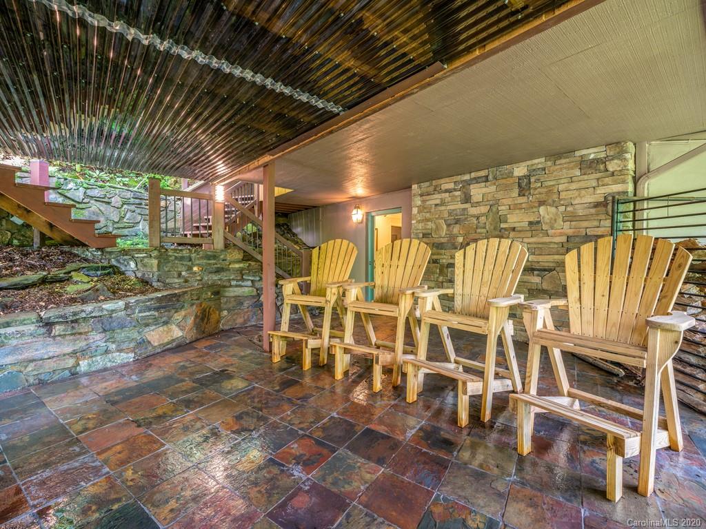 408 Big Ridge Road Burnsville, NC 28714 - Photo 9 of 39 Gallery Image 9