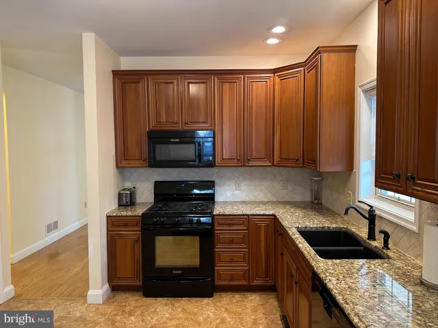 $685,000 | 108 Seaton Drive, State College, PA 16801