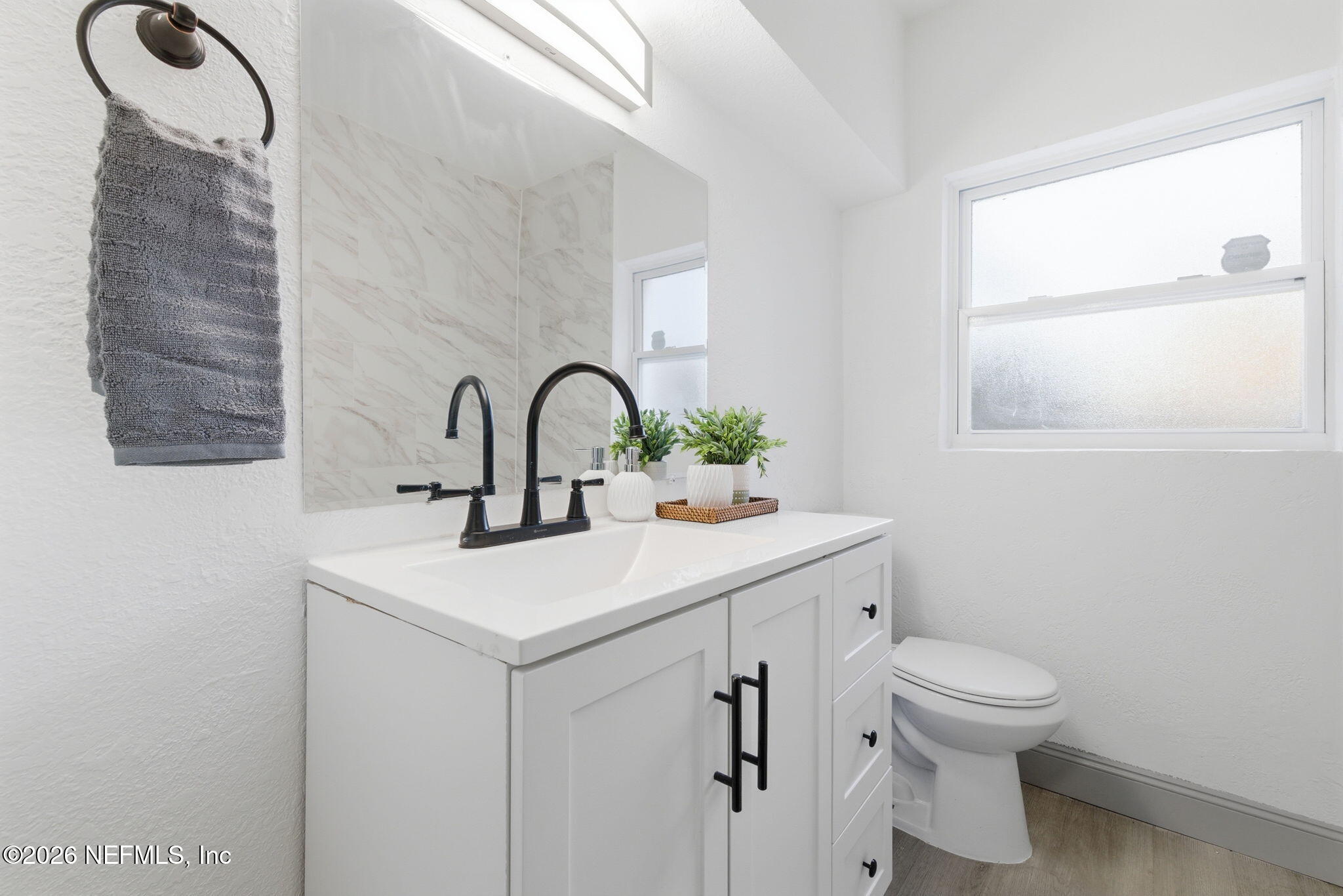 202 Azalea Circle Palatka, FL 32177 - Photo 15 of 29 2nd Bathroom