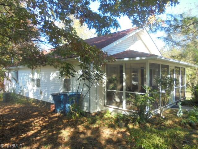 1203 Ritters Lake Road Greensboro, NC 27406 - Photo 5 of 30 Gallery Image 5