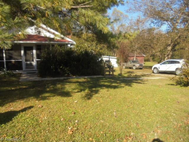1203 Ritters Lake Road Greensboro, NC 27406 - Photo 6 of 30 Gallery Image 6