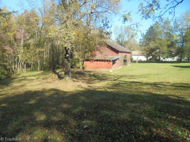1203 Ritters Lake Road Greensboro, NC 27406 - Photo 10 of 30 Gallery Image 10