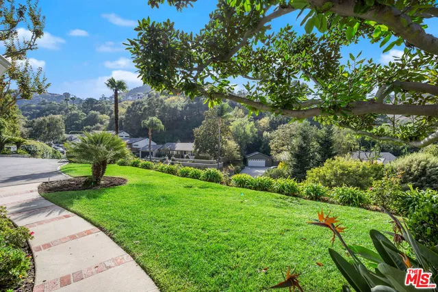 $1,799,000 | 3520 Longridge Avenue, Sherman Oaks, CA 91423