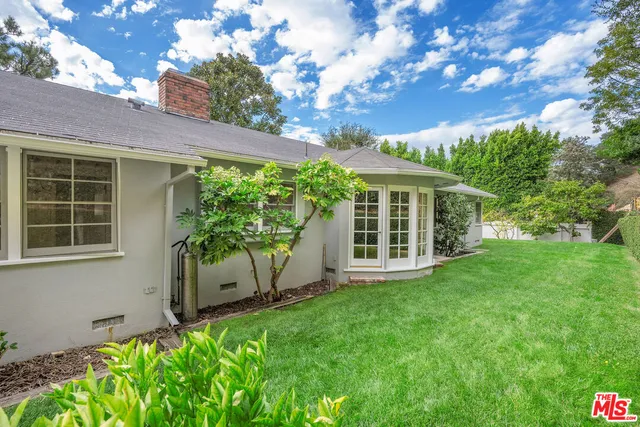 $1,799,000 | 3520 Longridge Avenue, Sherman Oaks, CA 91423