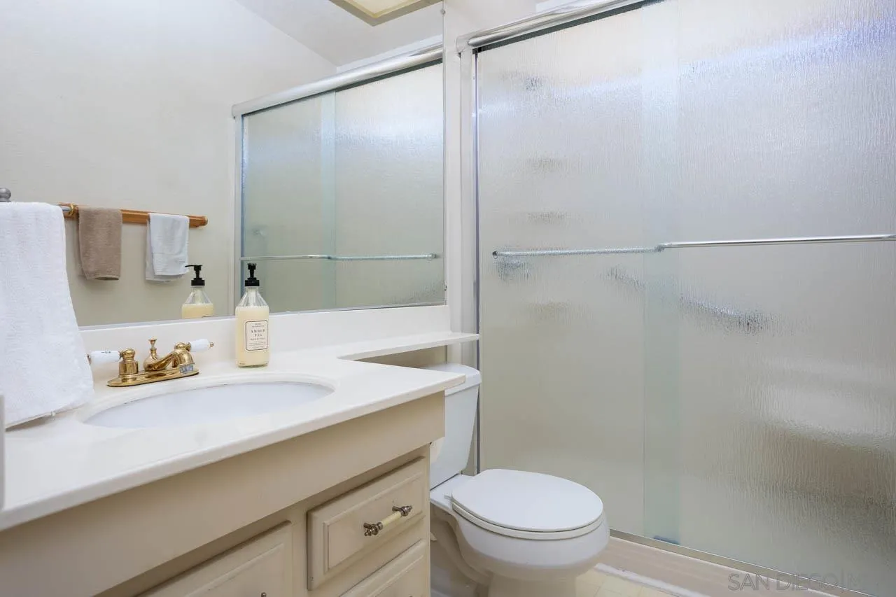 11851 Riverside Drive Lakeside, CA 92040 - Photo 19 of 34