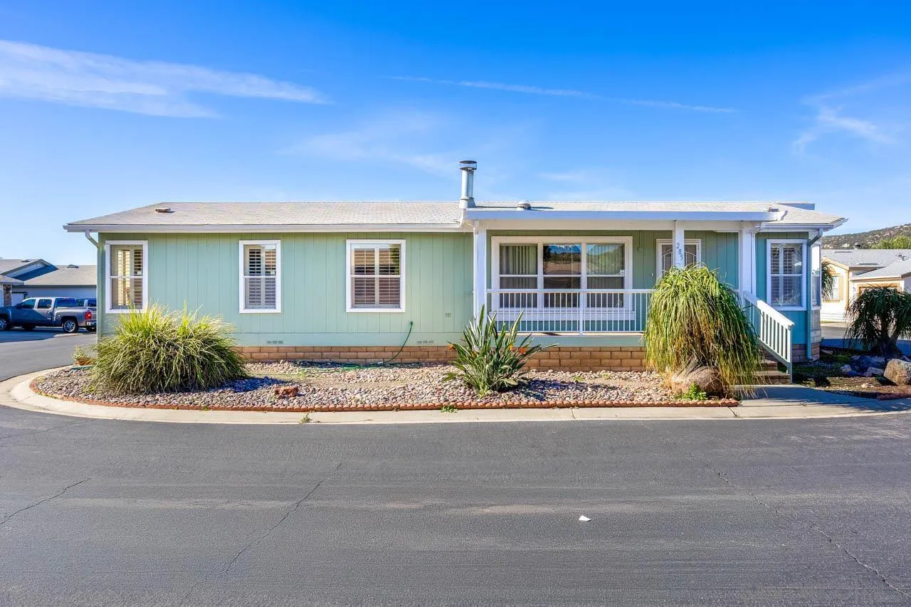 11851 Riverside Drive Lakeside, CA 92040 - Photo 2 of 34