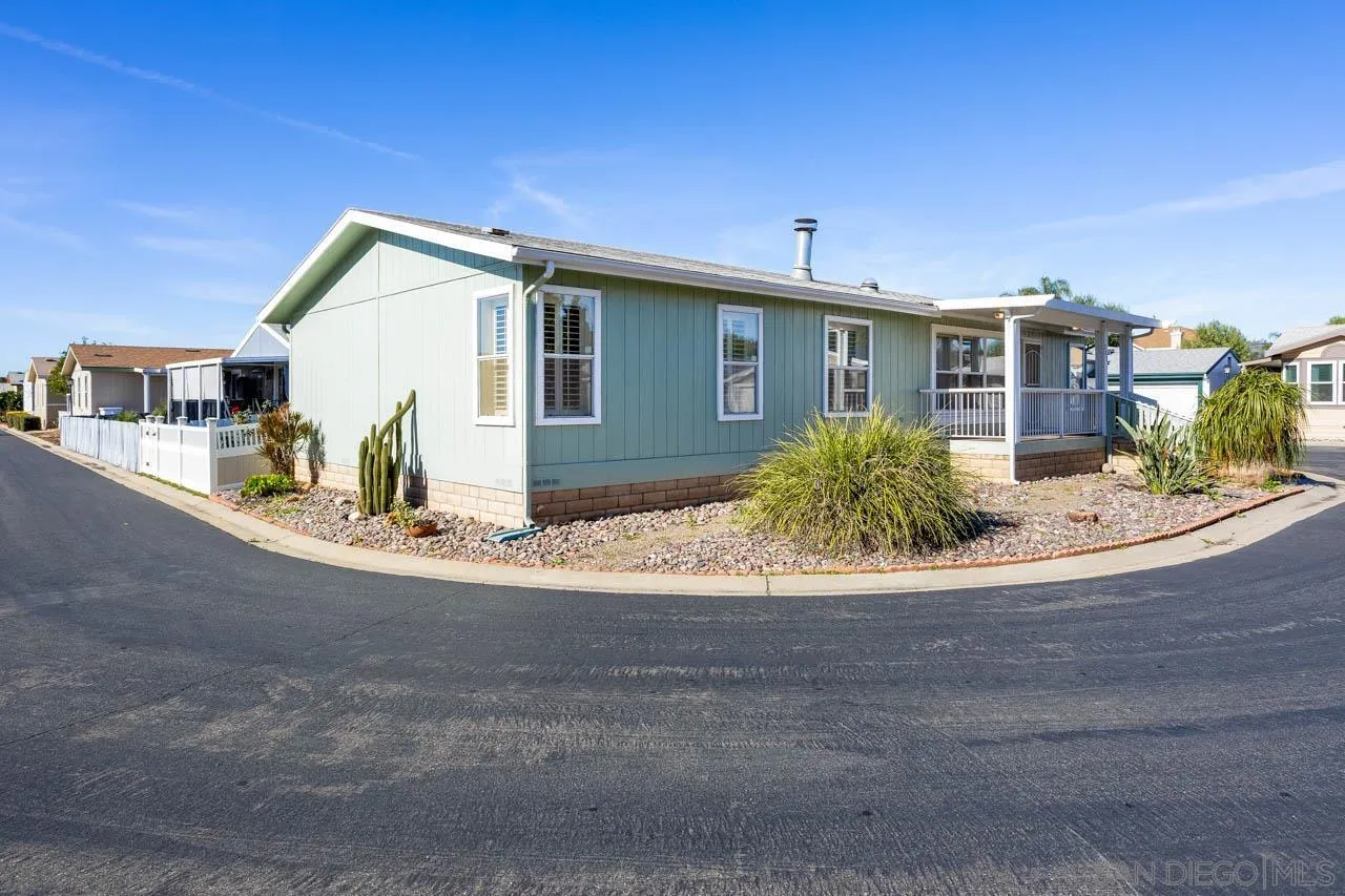 11851 Riverside Drive Lakeside, CA 92040 - Photo 26 of 34