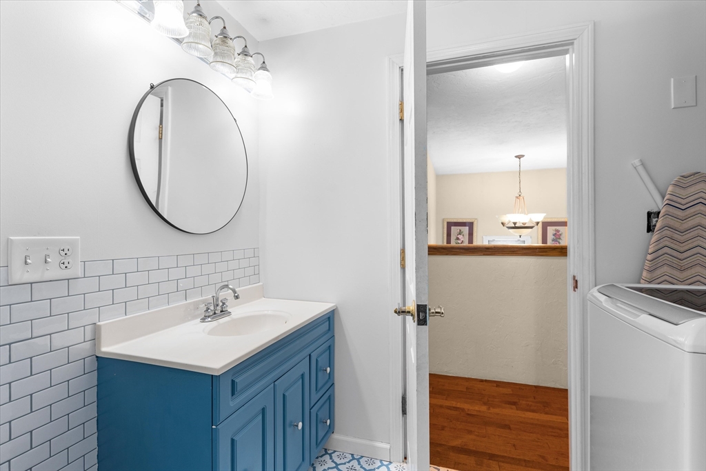 9 Newington Road Peabody, MA 01960 - Photo 16 of 41 Gallery Image 16