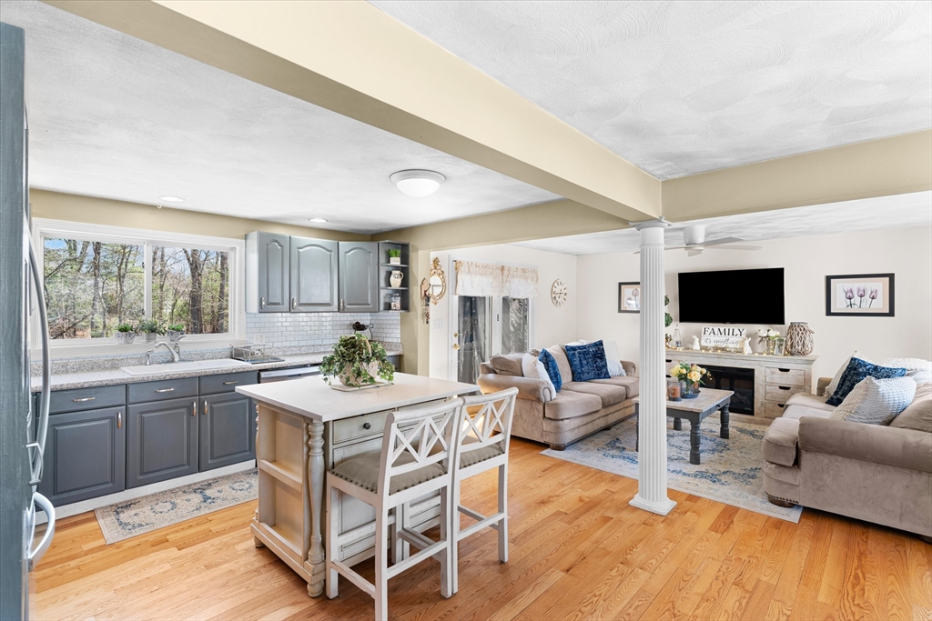 9 Newington Road Peabody, MA 01960 - Photo 8 of 41 Gallery Image 8