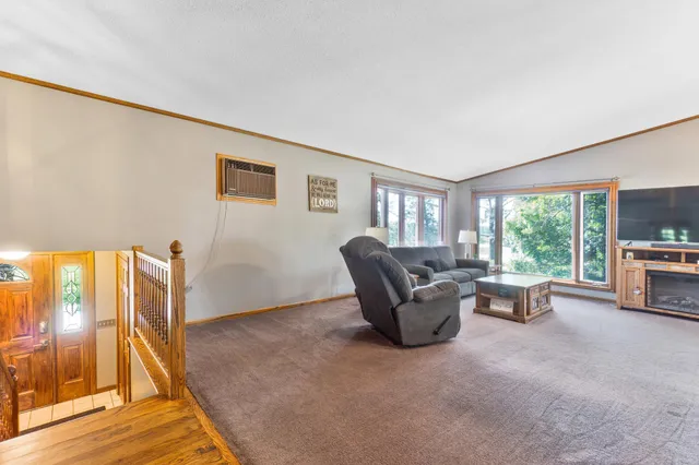 $369,900 | 119 Tyler Avenue Northeast, Bemidji, MN 56601