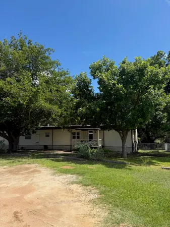 $299,000 | 73-fm 73-fm 1221st, Hext, TX 76848
