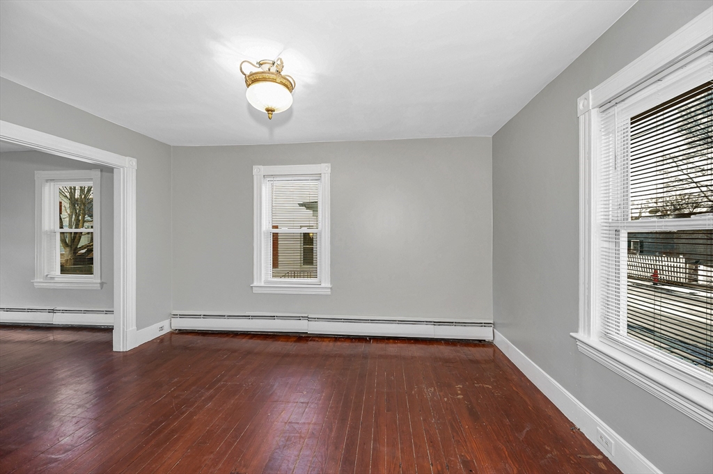 44 Phebe Avenue Lowell, MA 01854 - Photo 6 of 38