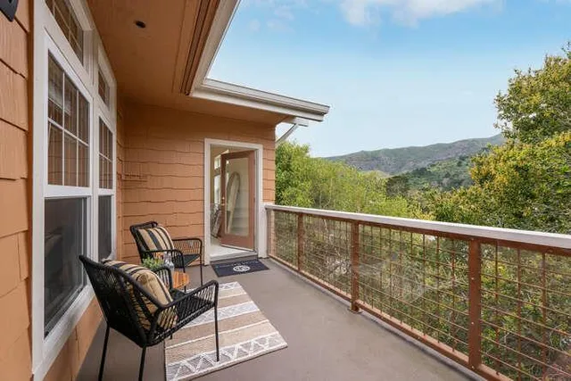 $875,000 | 733 Swallowtail Court, Brisbane, CA 94005