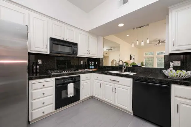 $875,000 | 733 Swallowtail Court, Brisbane, CA 94005