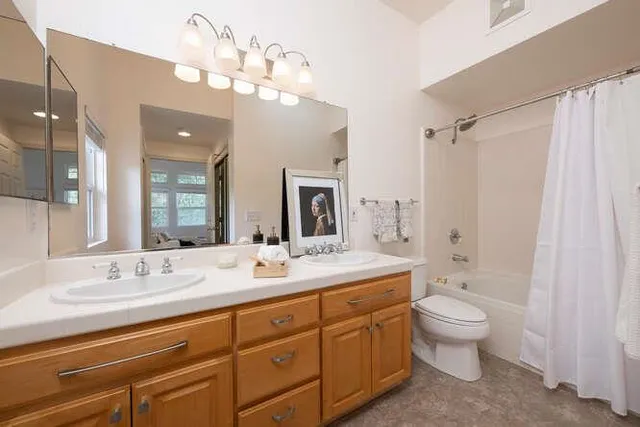 $875,000 | 733 Swallowtail Court, Brisbane, CA 94005