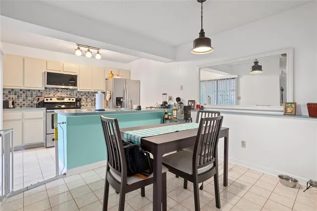 $239,900 | 5284 Willow Court, Unit 508, Orlando, FL 32811