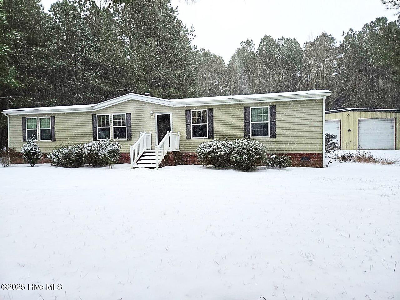 314 Swing Gate Road Hertford, NC 27944 - Photo 1 of 11 Front
