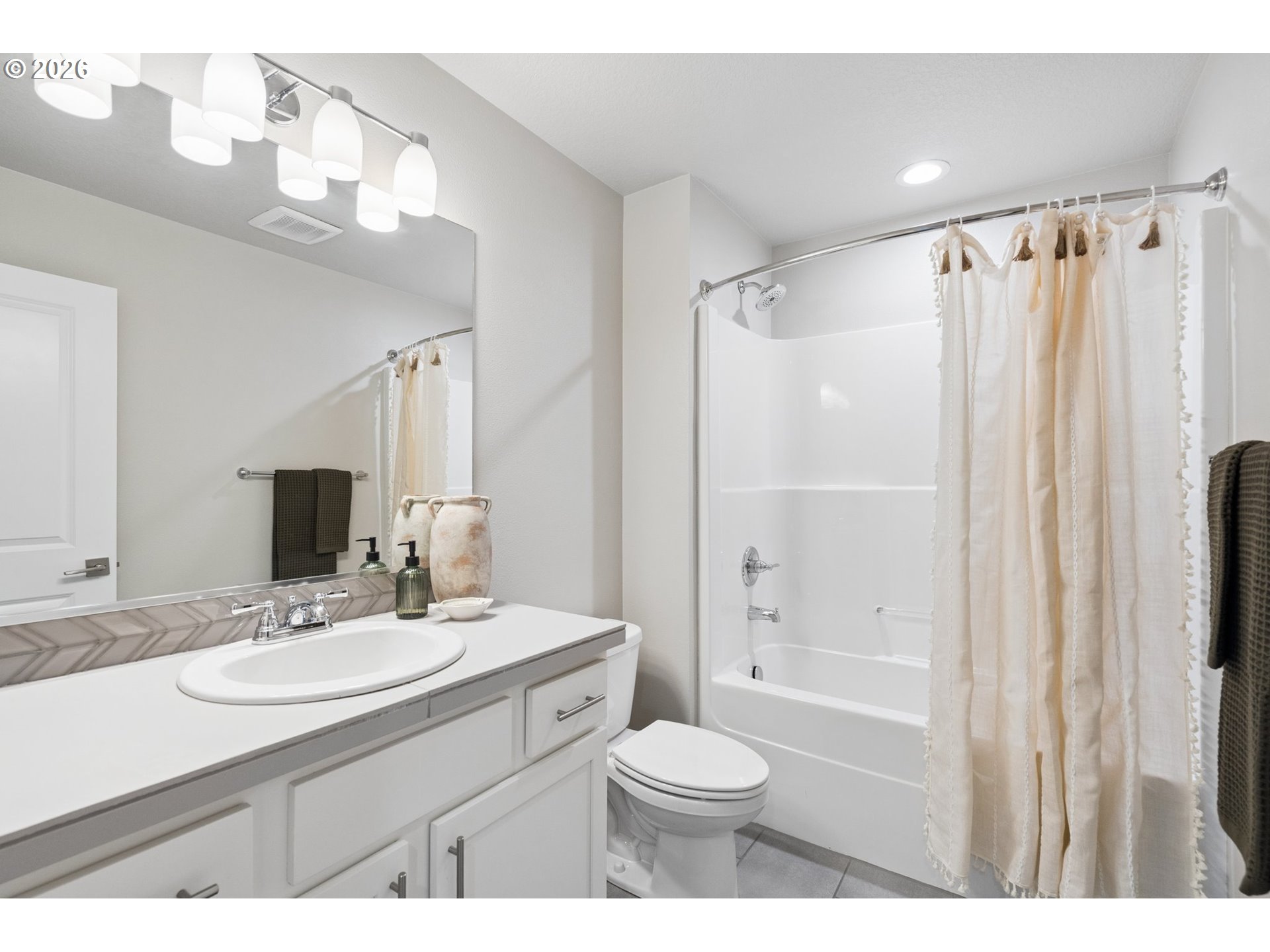 17683 Southwest Cobb Lane Beaverton, OR 97007 - Photo 36 of 42