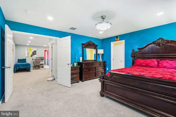 $3,950 | 206 Shields Court, Monmouth Junction, NJ 08852