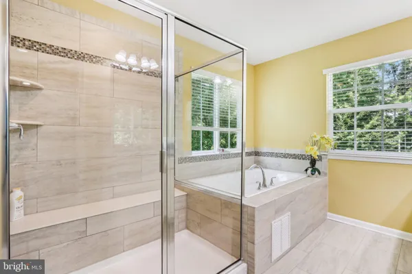 $3,950 | 206 Shields Court, Monmouth Junction, NJ 08852