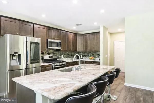 $3,950 | 206 Shields Court, Monmouth Junction, NJ 08852