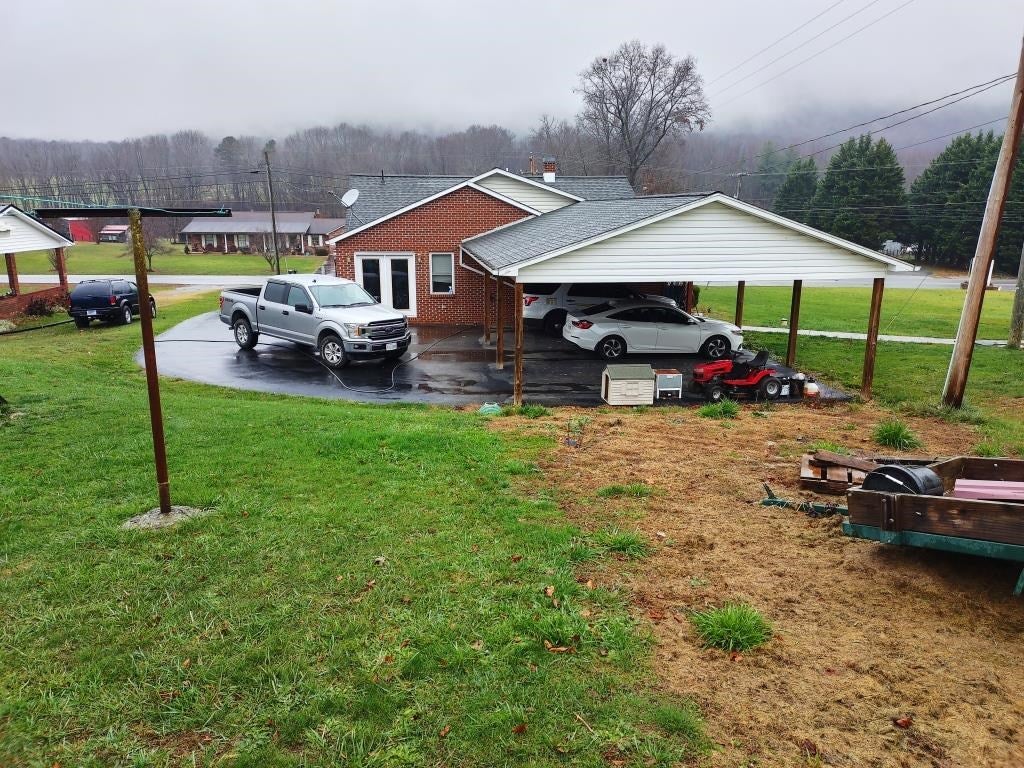 880 Ivanhoe Road Max Meadows, VA 24360 - Photo 20 of 25 Gallery Image 20