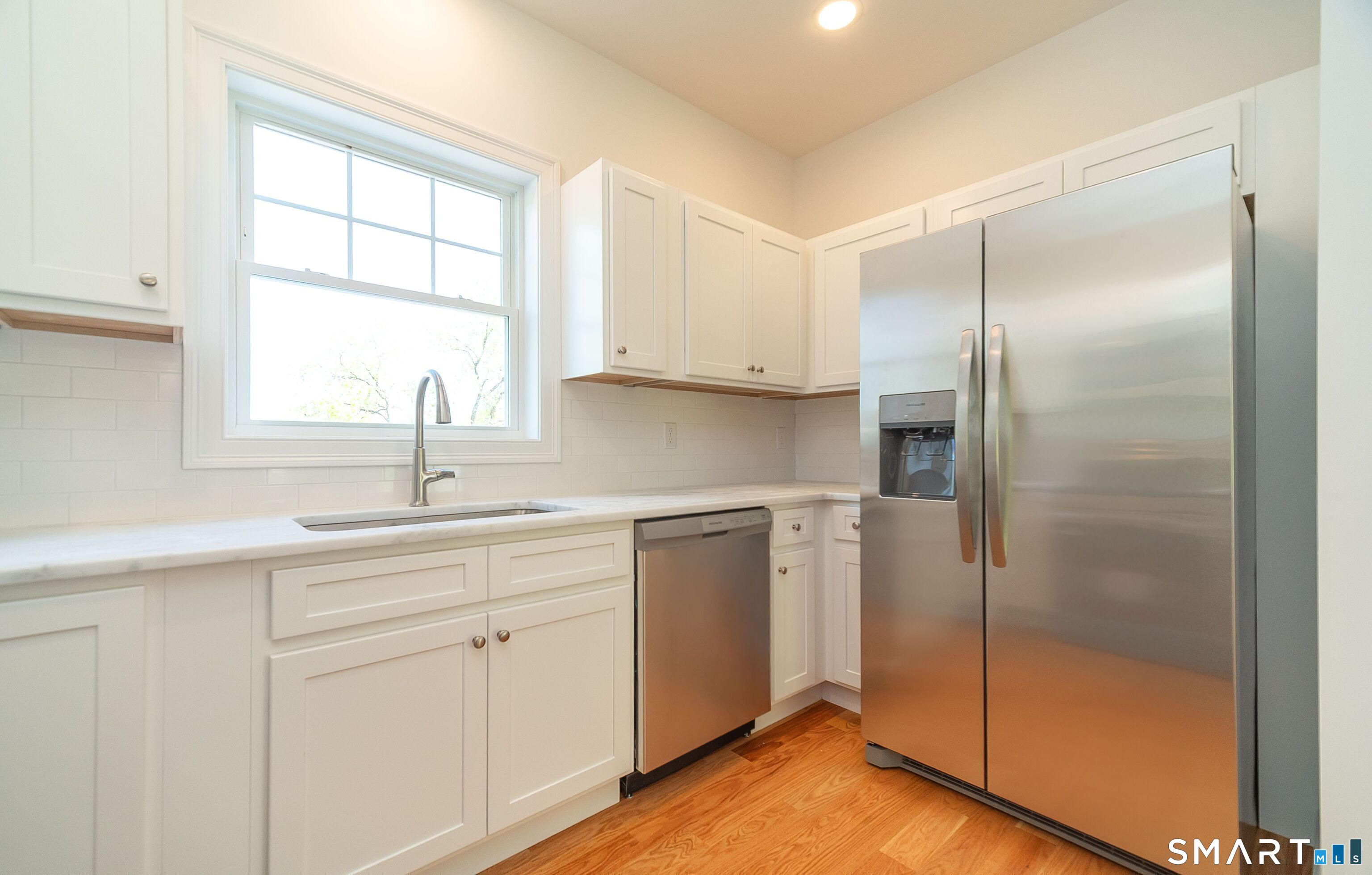 1154 Poquonnock Road, Unit 12 Groton, CT 06340 - Photo 6 of 22