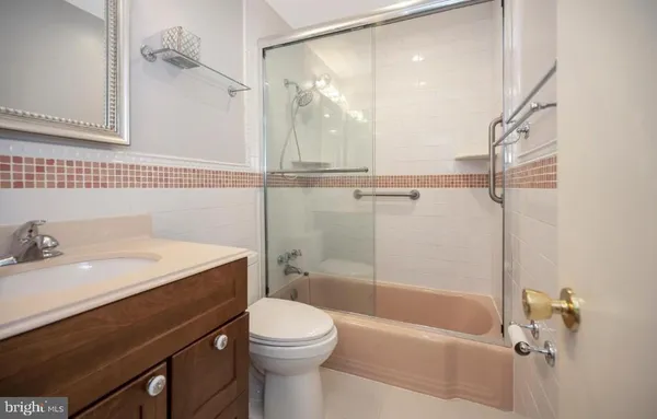 $800 | 6507 Byron Avenue, Springfield, VA 22150