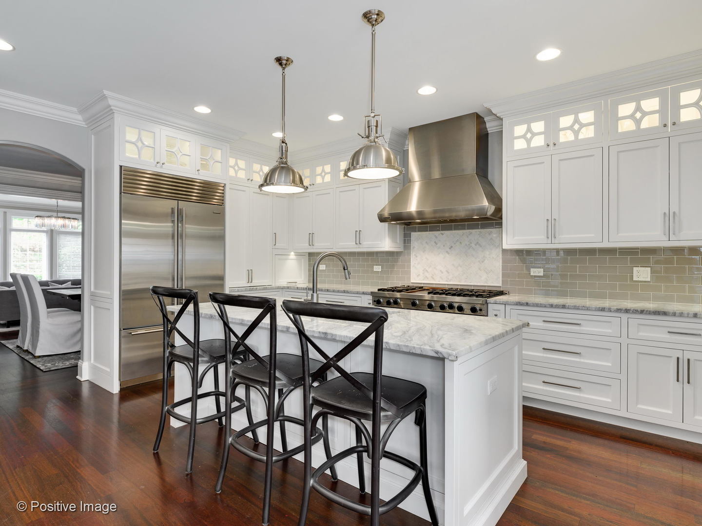 1041 Oak Street Winnetka, IL 60093 - Photo 3 of 32