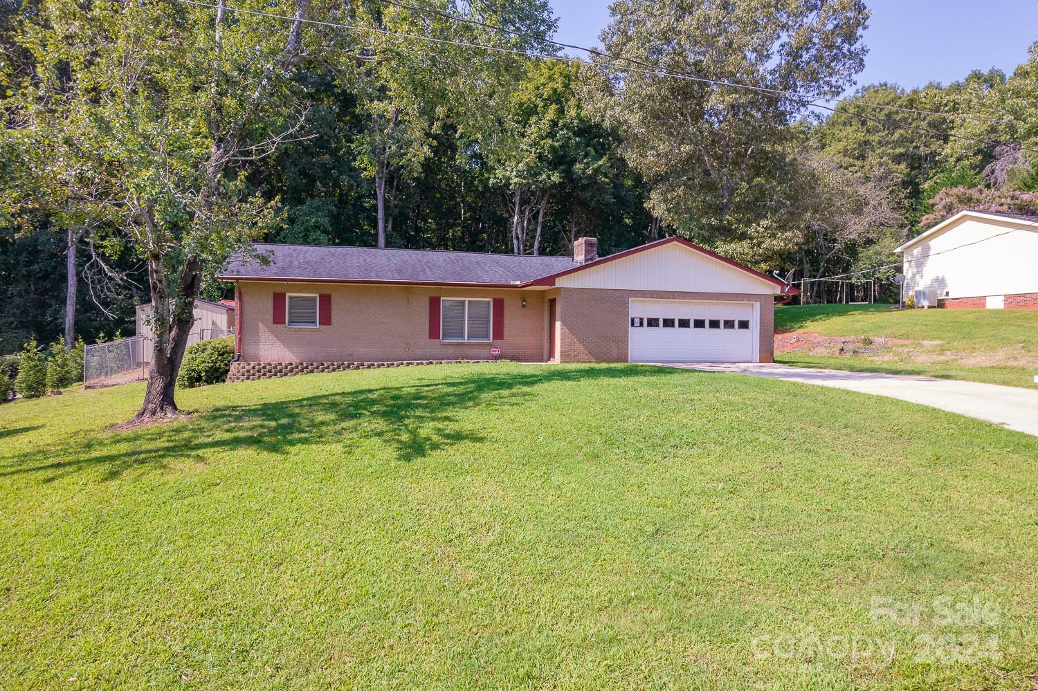 2275 Wagon Road Newton, NC 28658 - Photo 2 of 47 Gallery Image 2