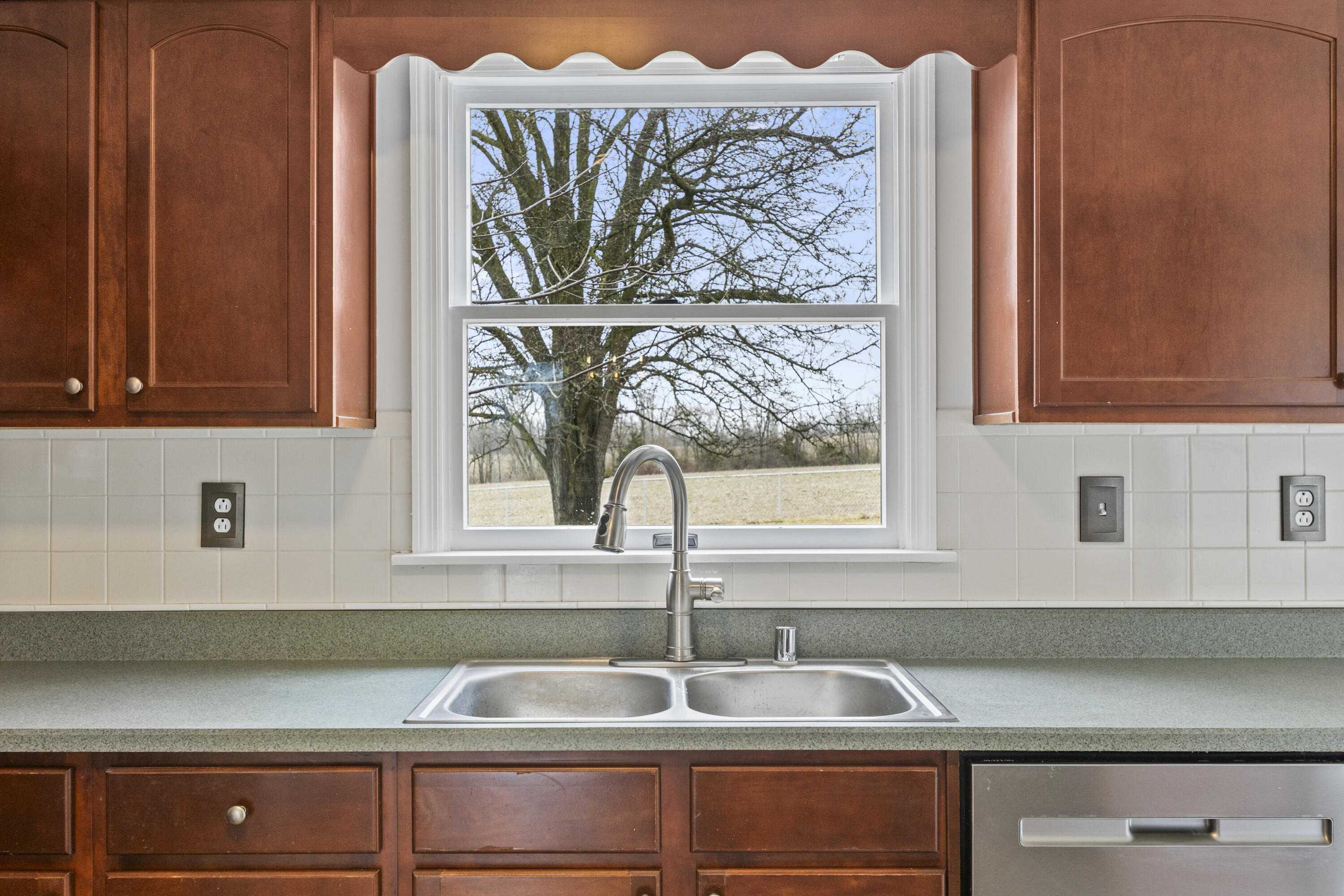 209 Oregon Road Salvisa, KY 40372 - Photo 24 of 52 I82A2406