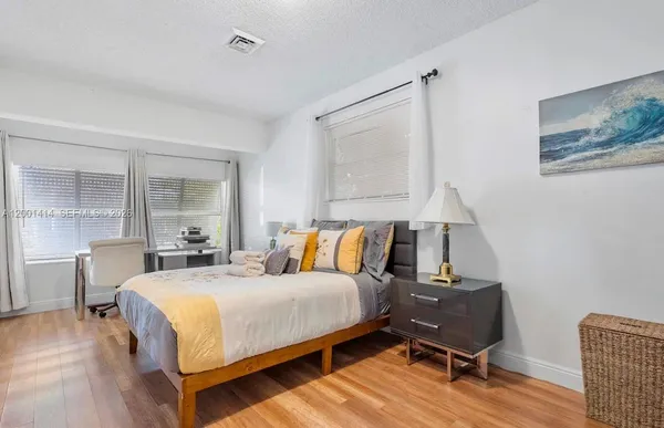 $744,000 | 5800 Northeast 18th Avenue, Fort Lauderdale, FL 33334