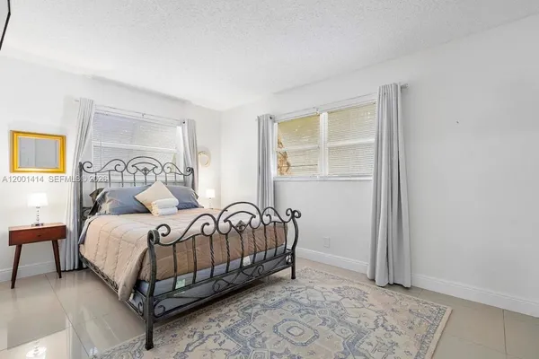 $744,000 | 5800 Northeast 18th Avenue, Fort Lauderdale, FL 33334