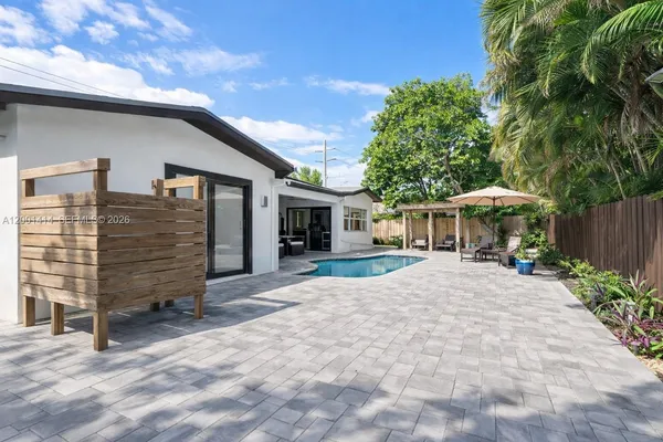 $744,000 | 5800 Northeast 18th Avenue, Fort Lauderdale, FL 33334