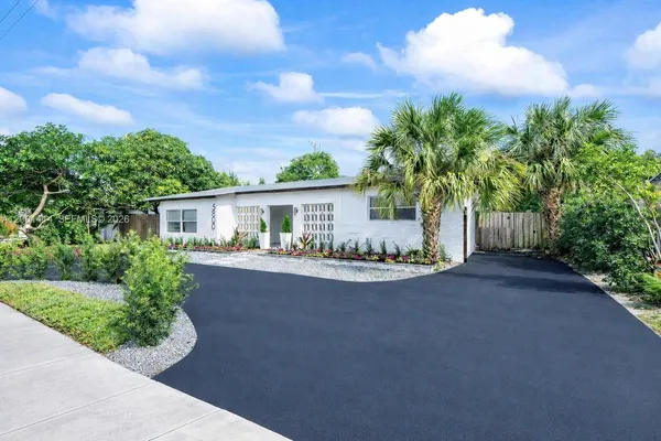 $744,000 | 5800 Northeast 18th Avenue, Fort Lauderdale, FL 33334