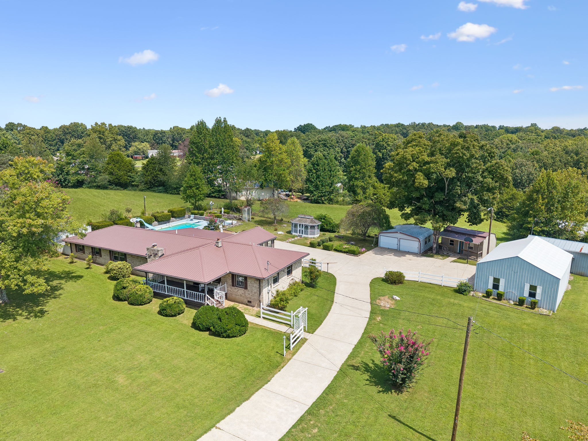 1310 Bakers Work Road Burns, TN 37029 - Photo 42 of 46 Gallery Image 42