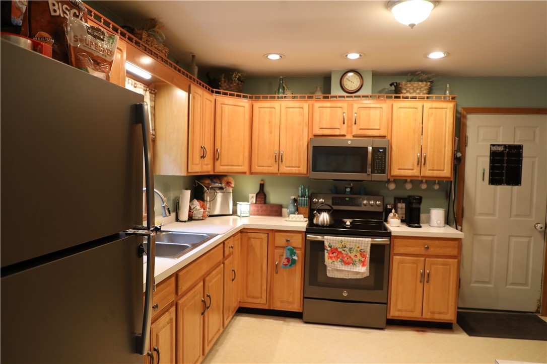 7422 Robinson Road Throop, NY 13021 - Photo 13 of 50